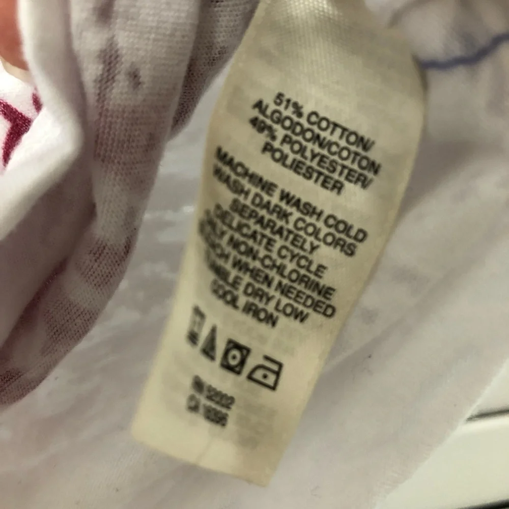 089 - DKNY T-Shirt Women’s XS - Picture 7 of 12